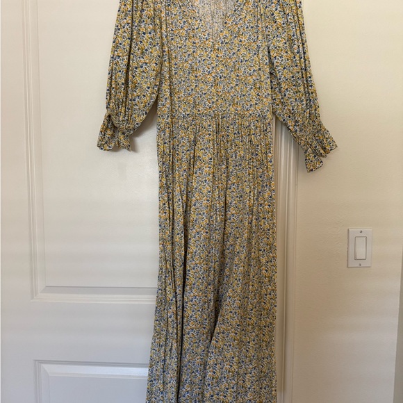 seraphina Dresses & Skirts - Seraphina London Floral Yellow & Blue Midi Dress. Size XS. NWOT.